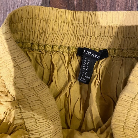 Skirt - Picture 2 of 3